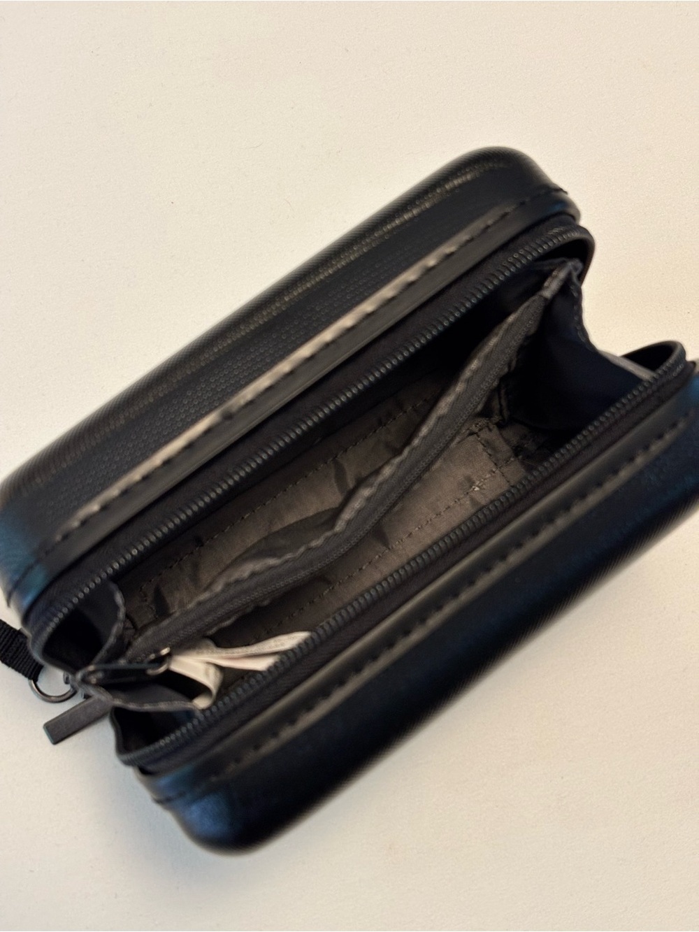 Hardside Dopp Kit Case - Picture 4 of 6